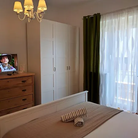 Lägenhet Luxury Delisan